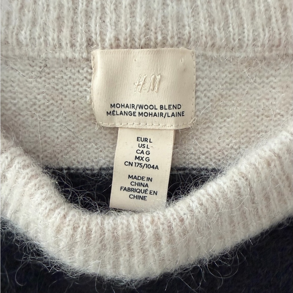 H&M Mohair Wool Blend Striped Sweater Black Beige Fuzzy Knit Size L Like New - Picture 6 of 7